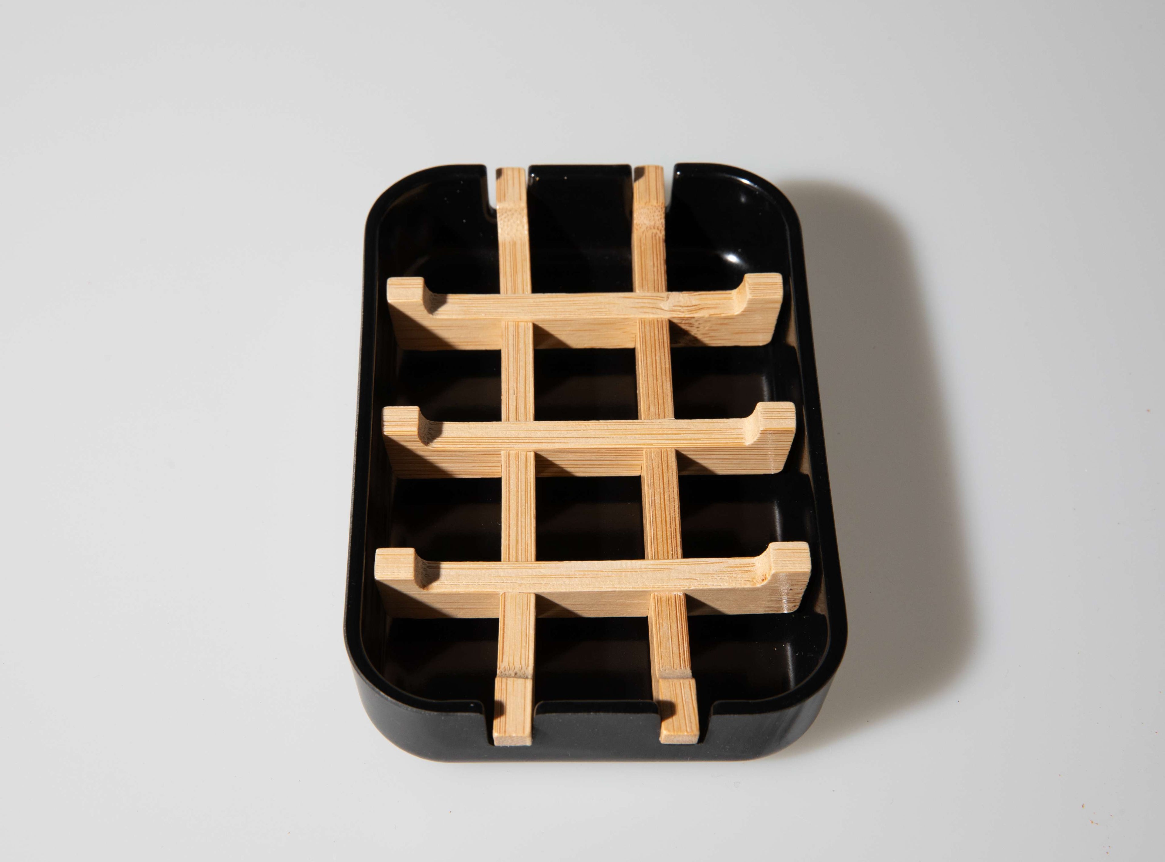 Eco-friendly Bamboo Self-Draining Soap Dish